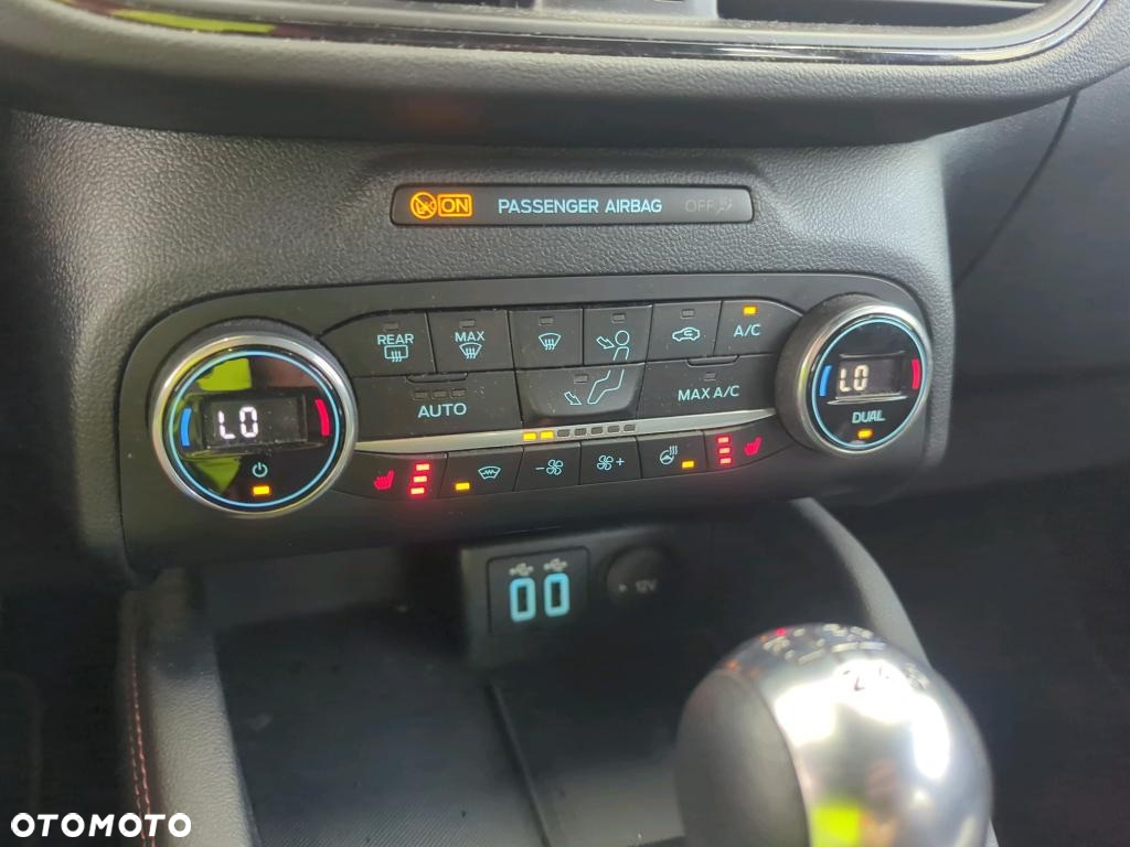 Ford Kuga 1.5 EcoBoost FWD ST-Line - 11