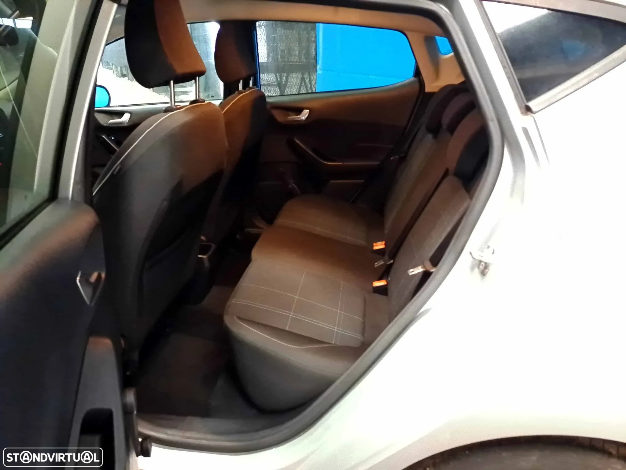 Ford Fiesta 1.1 Ti-VCT Business - 19