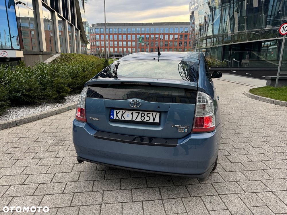 Toyota Prius 1.5 VVT-i Prestige - 10