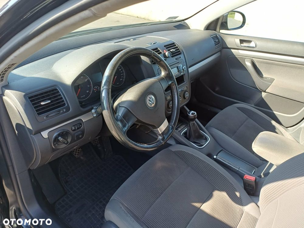 Volkswagen Golf 1.6 Trendline - 3