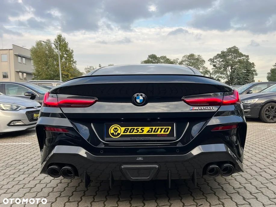 BMW Seria 8 - 8