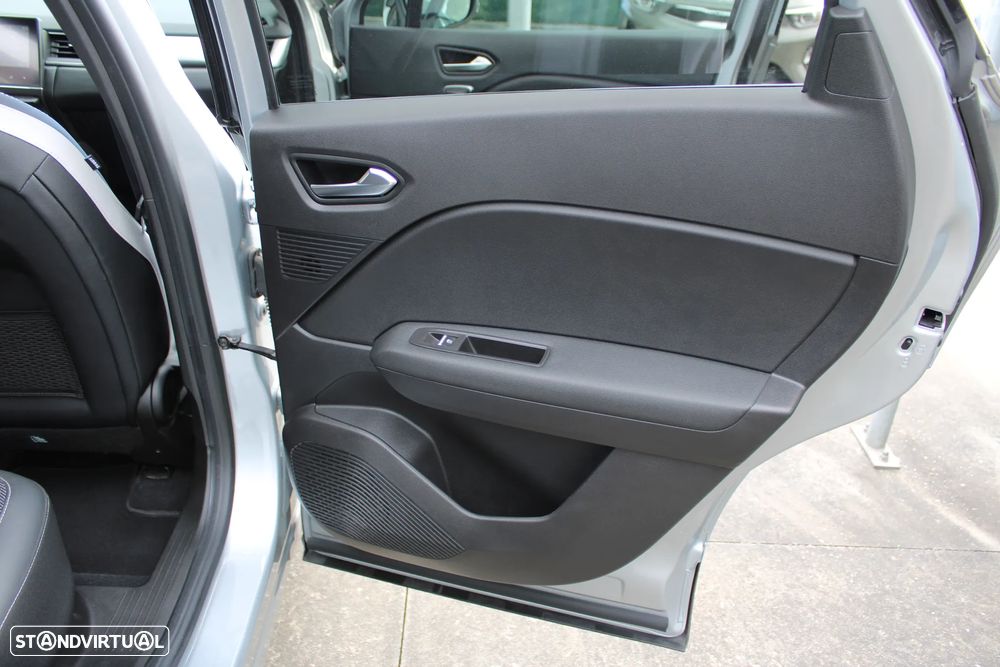 Renault Captur TCe Mild Hybrid 140 EDC GPF EVOLUTION - 52