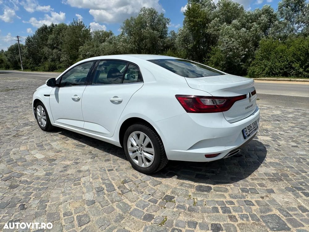 Renault Megane TCe 140 GPF Zen - 3