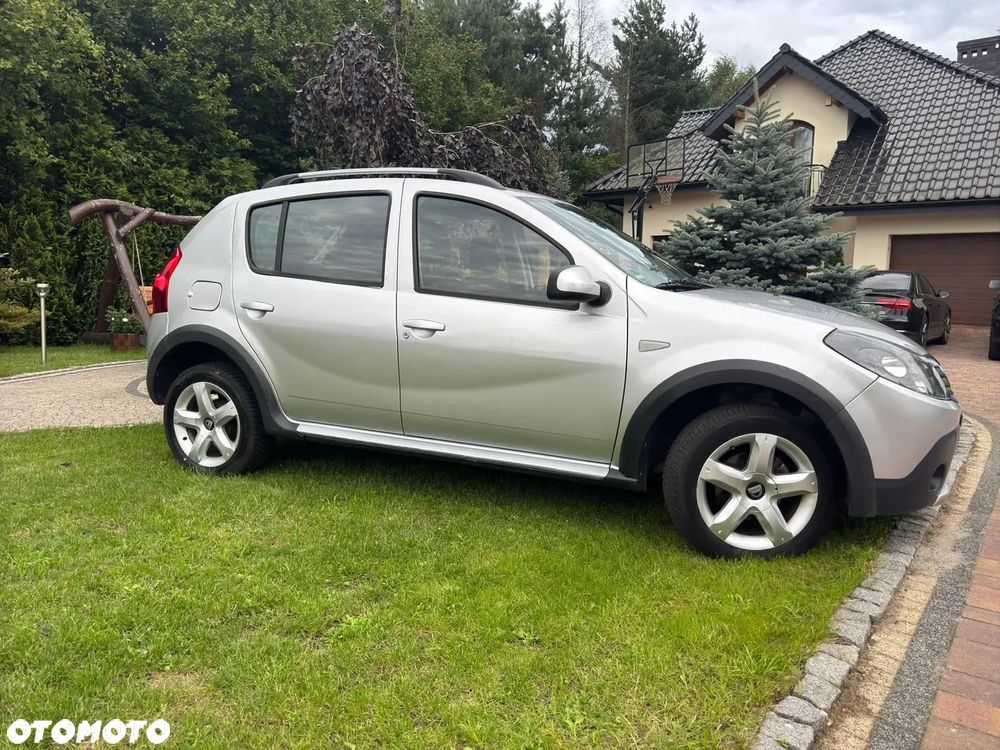 Dacia Sandero Stepway 1.6 - 20
