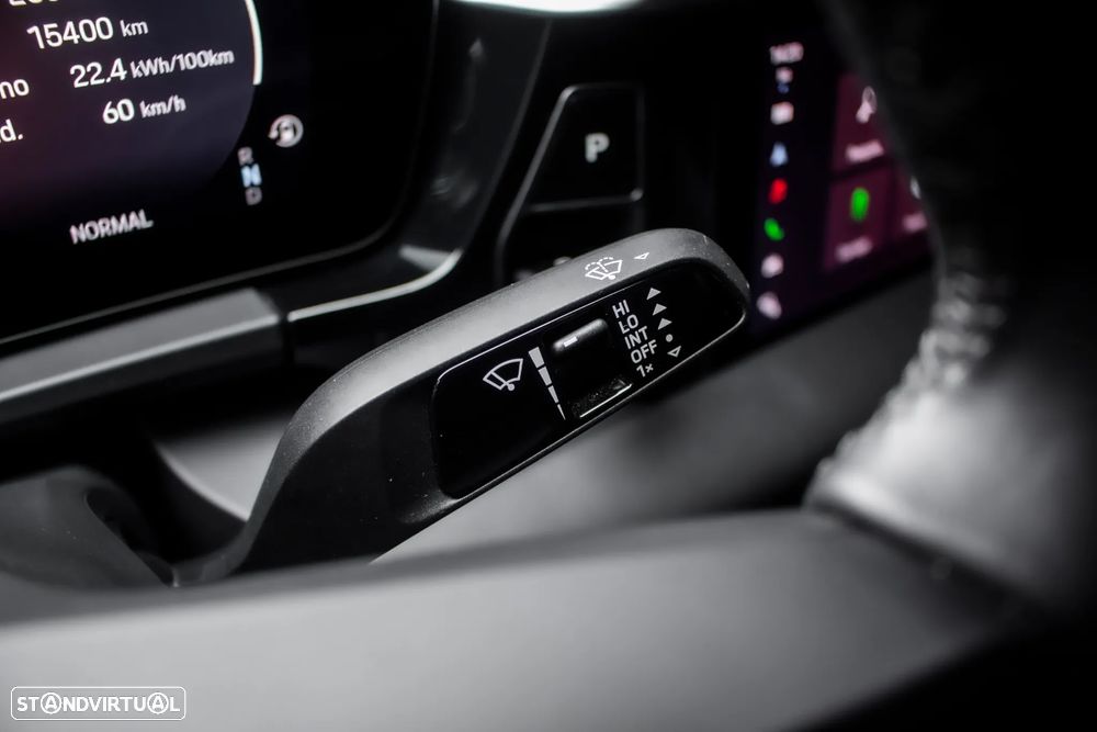 Porsche Macan Electric 4 - 20