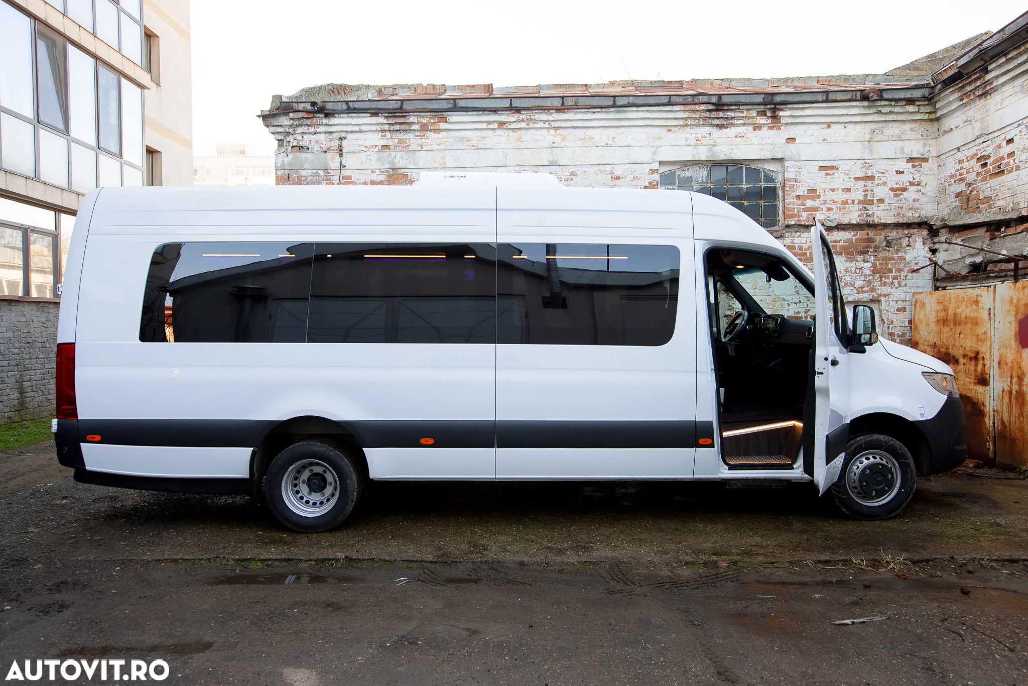 Mercedes-Benz SPRINTER - 4