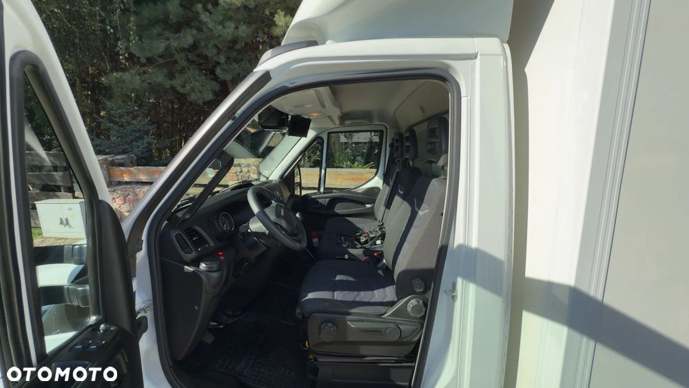 Iveco 50C16 - 11