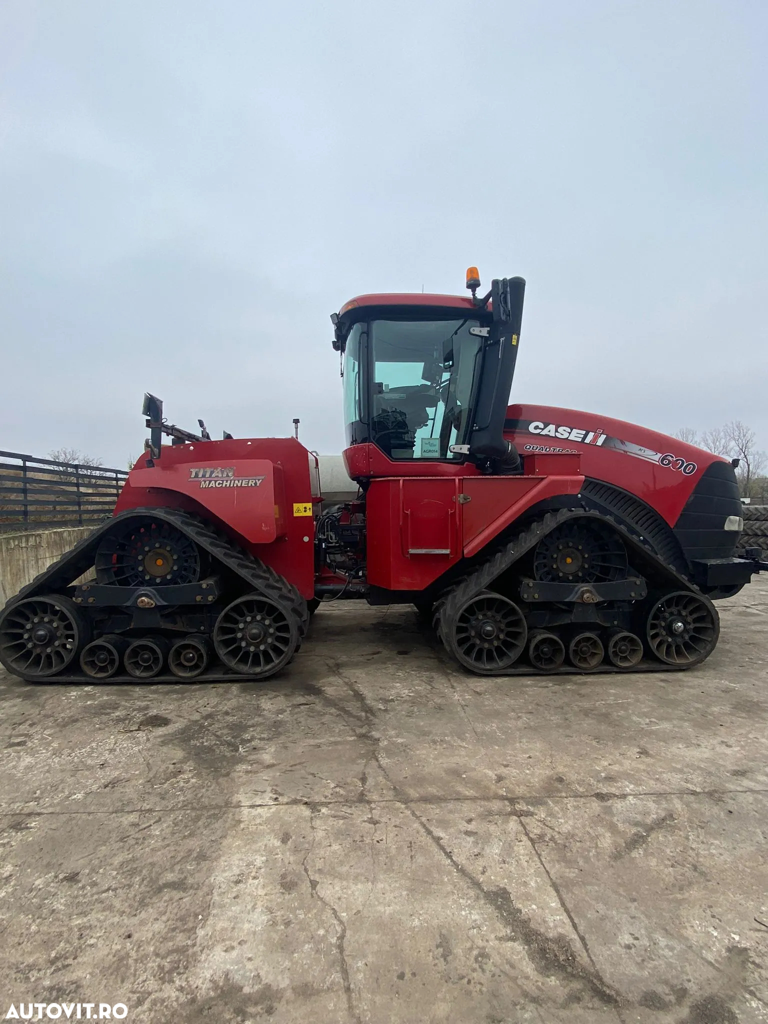 Case IH Quadtrac 600 motor nou - 2