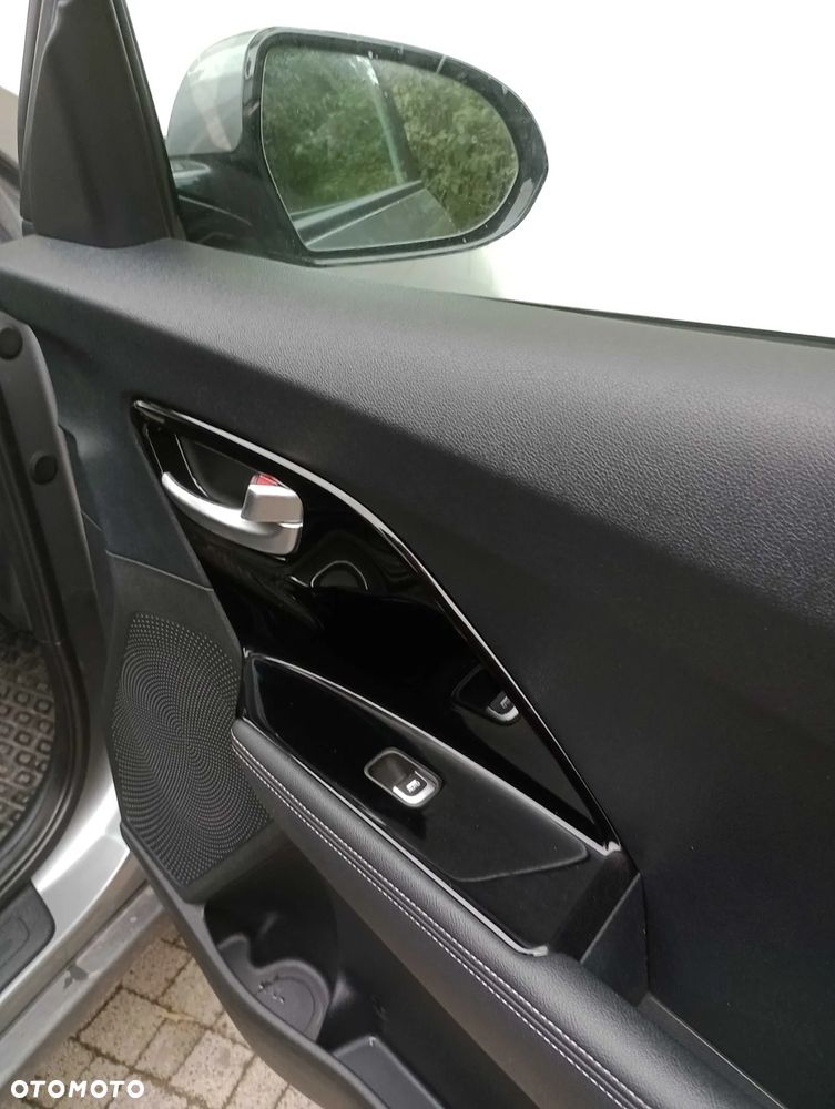 Kia Niro 1.6 GDI Plug-in Hybrid L - 17