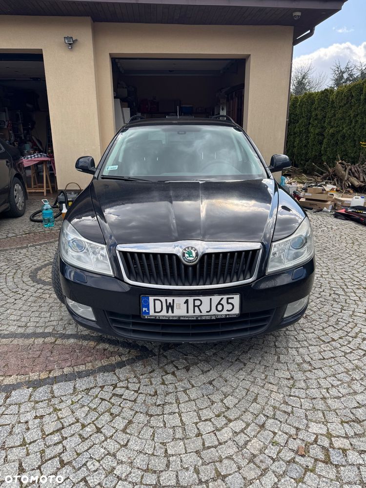 Skoda Octavia 1.6 TDI Family Plus DSG - 2