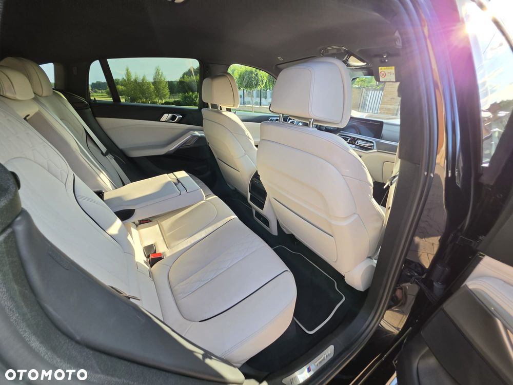 BMW X6 - 15