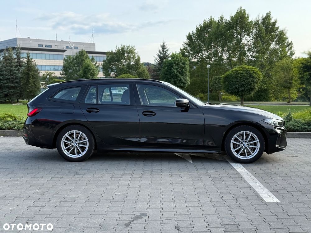 BMW Seria 3 318d Touring - 6