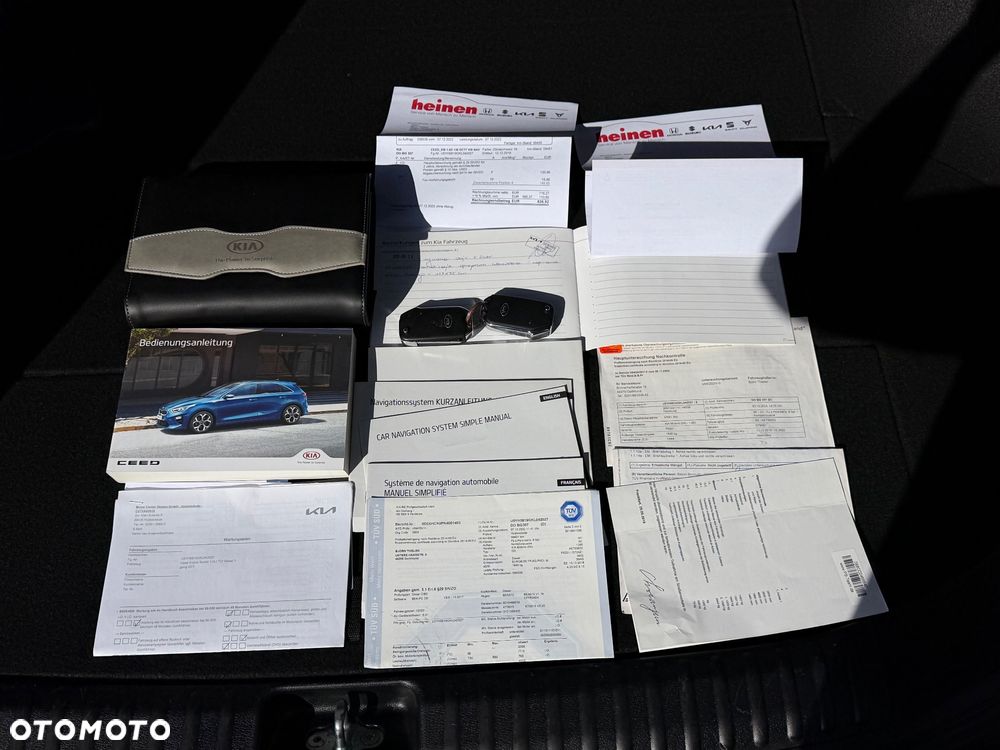 Kia Ceed 1.6 CRDi mHEV L Business Line DCT - 32