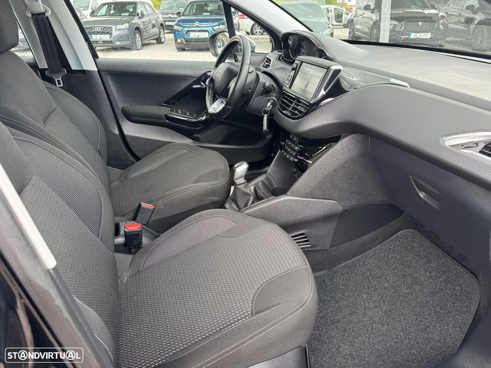 Peugeot 208 1.6 BlueHDi Allure - 10