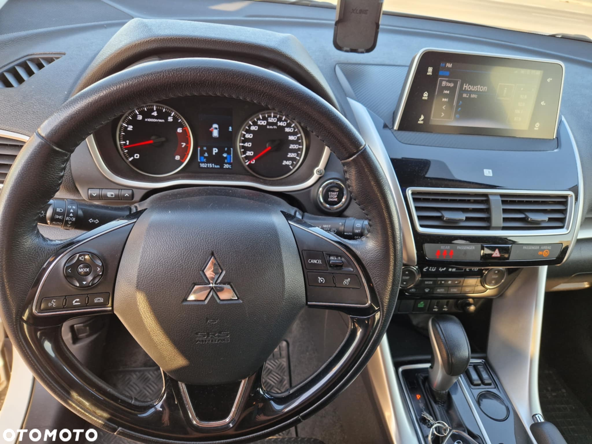 Mitsubishi Eclipse Cross - 12