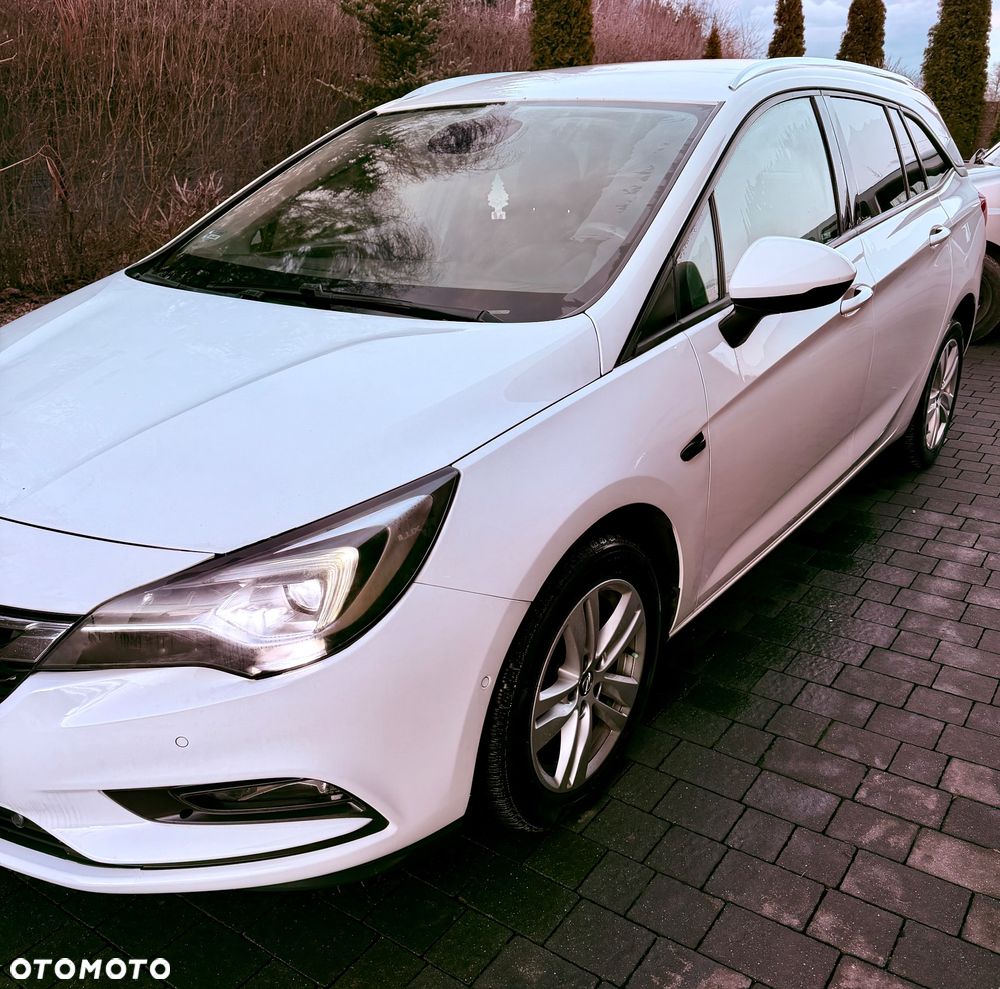 Opel Astra 1.6 CDTI Dynamic - 3