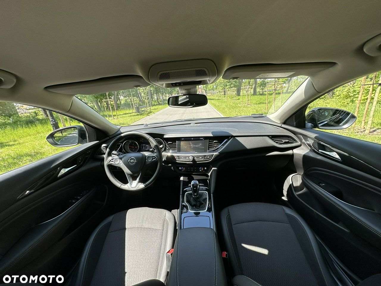Opel Insignia - 36