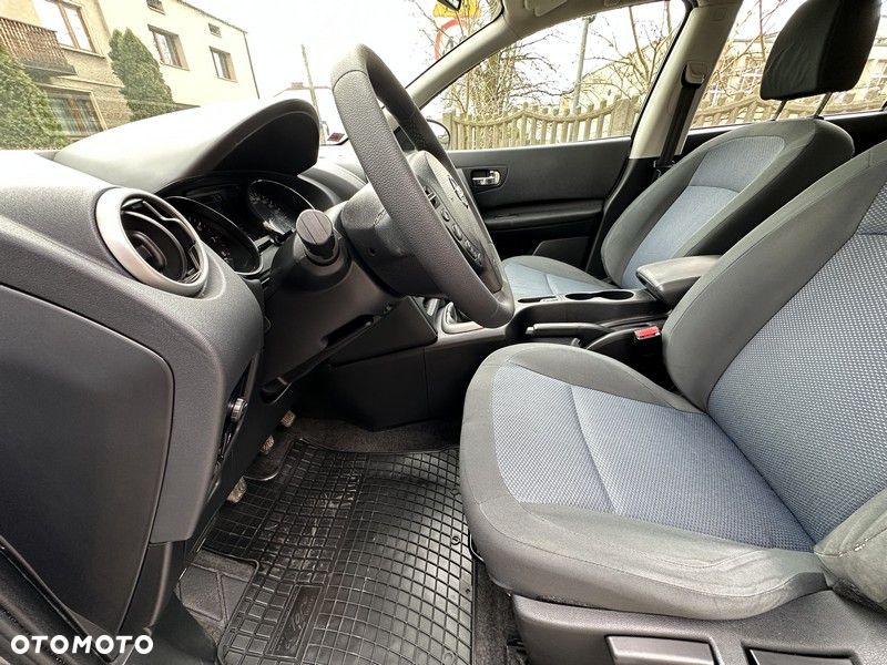 Nissan Qashqai - 13