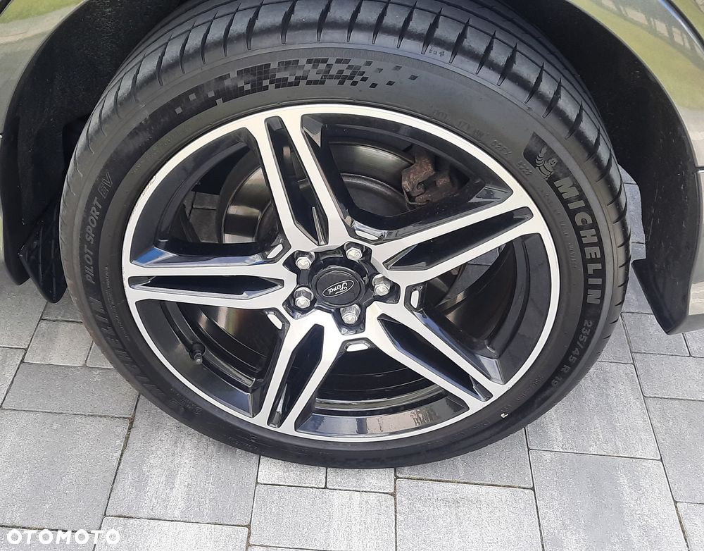 Ford Kuga 2.0 TDCi 4x4 ST-Line - 39