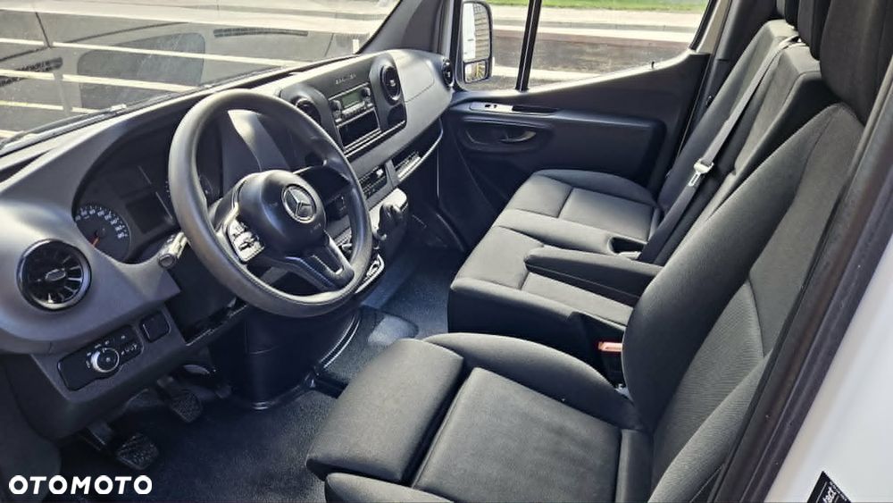 Mercedes-Benz SPRINTER 311CDI 37 - 15