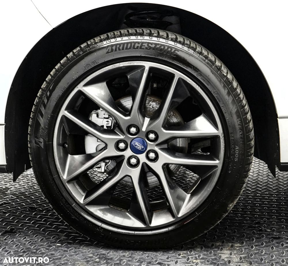 Ford Edge 2.0 TDCi Powershift Sport - 28