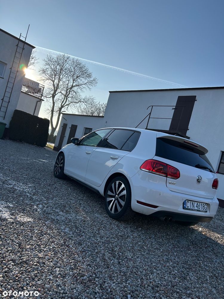 Volkswagen Golf 2.0 TDI DPF GTD - 6