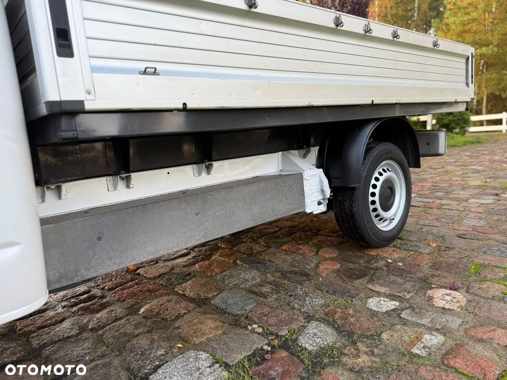 Volkswagen Transporter 2.0 TDI Maxi Klima Stan perfekcyjny - 8