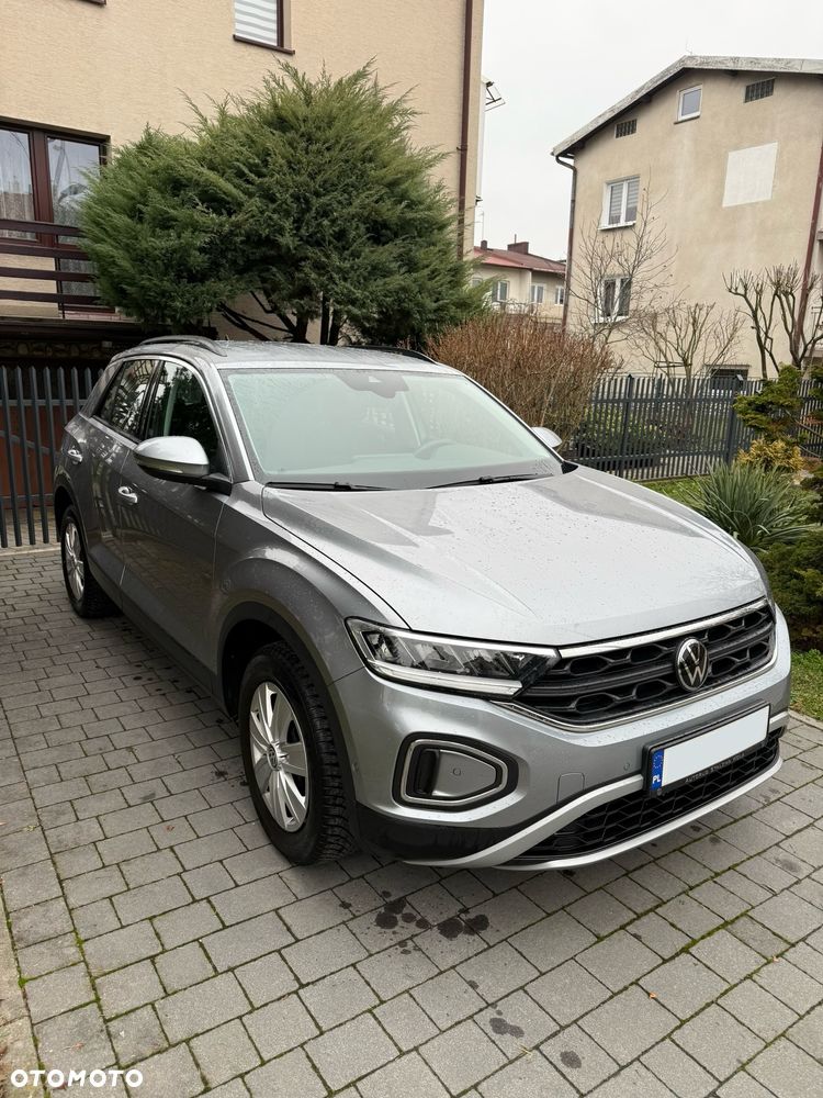 Volkswagen T-Roc ver-1-5-tsi-life - 2