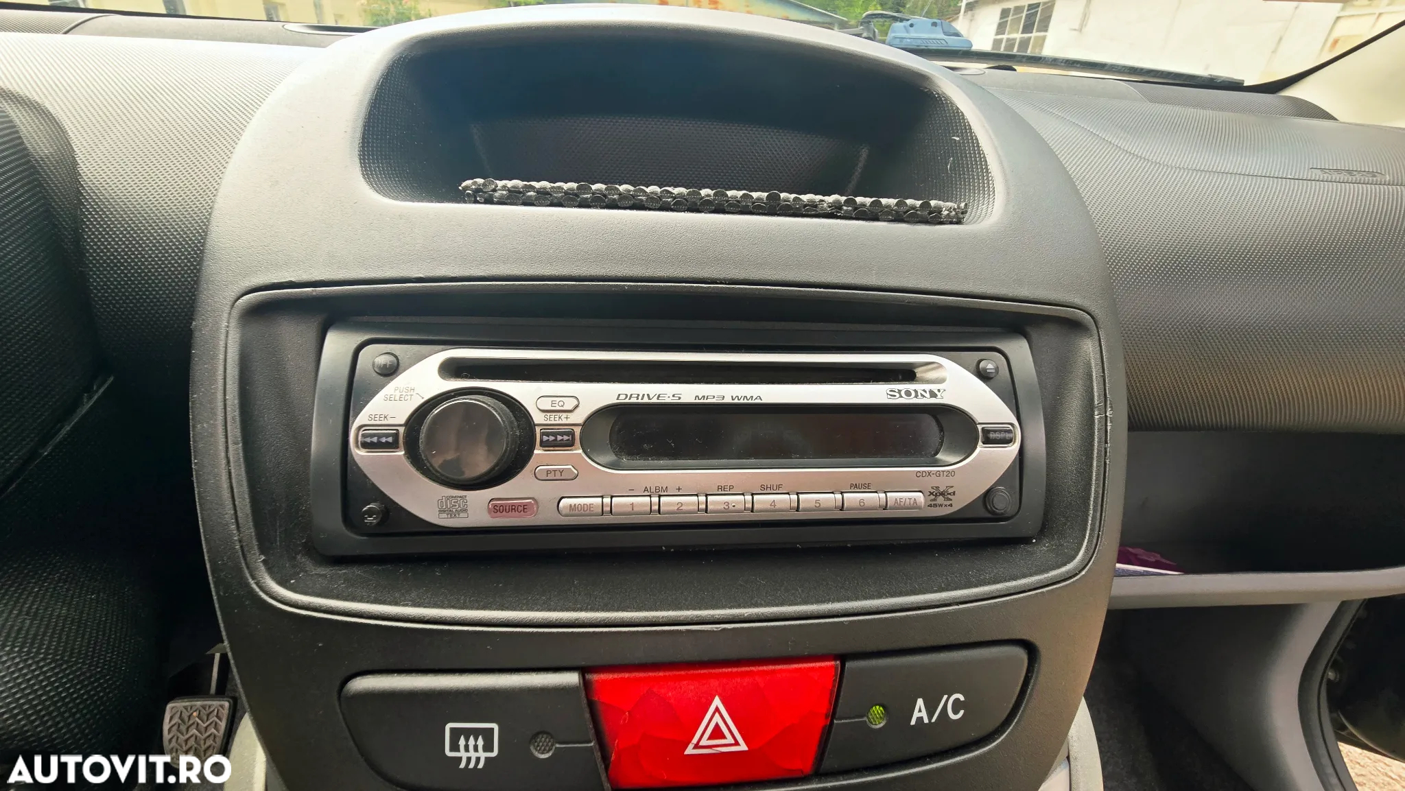 Peugeot 107 - 11