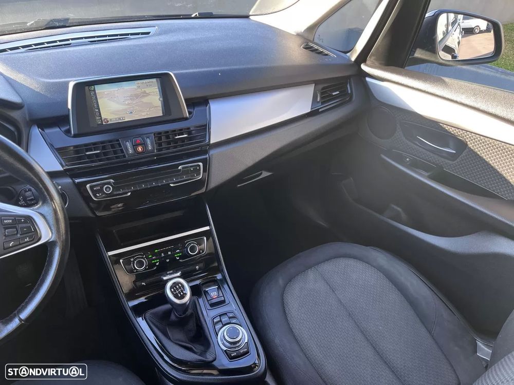 BMW 216 Gran Tourer d Line Sport - 35