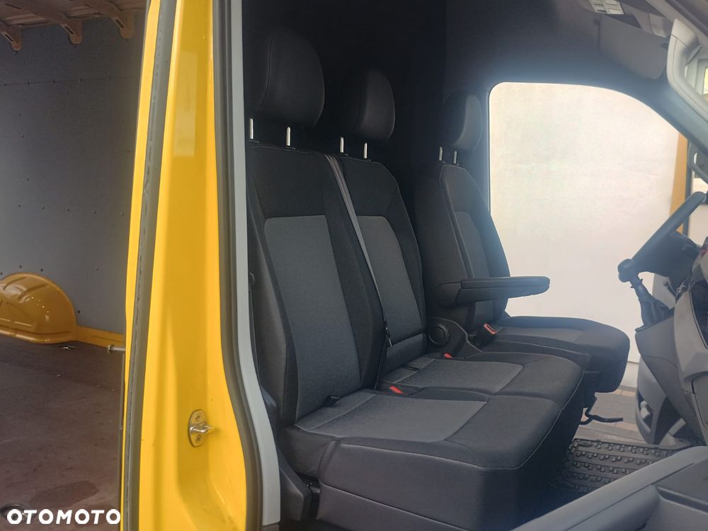 Volkswagen Crafter - 11