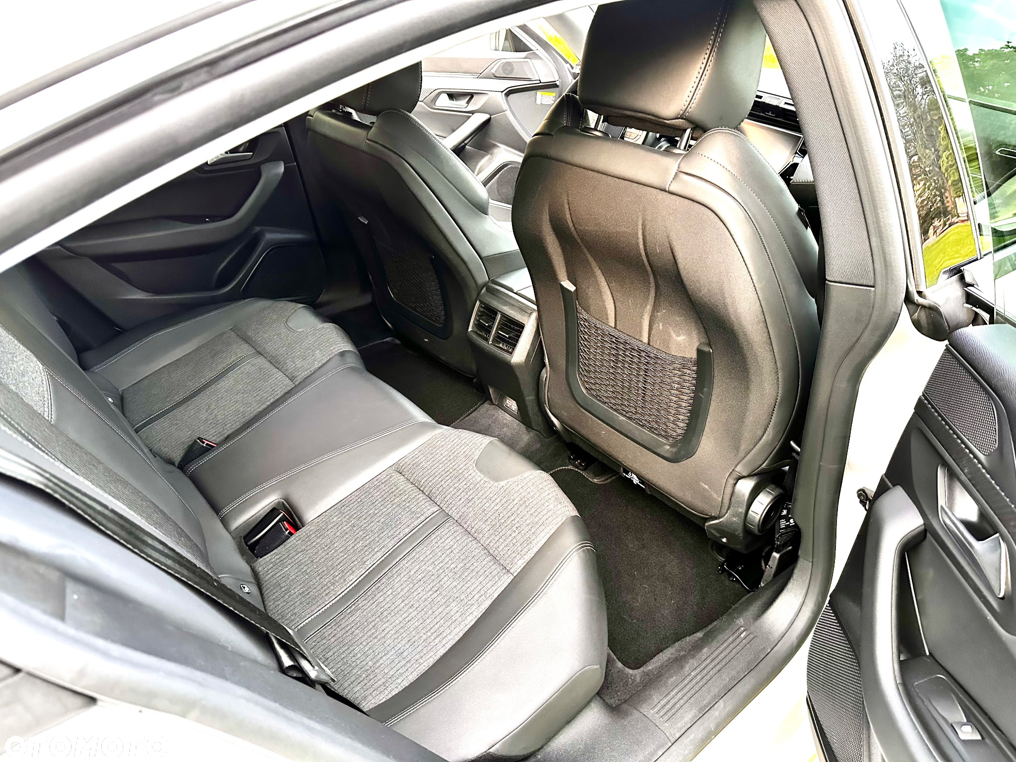 Peugeot 508 1.6 PureTech Allure Pack S&S EAT8 - 12