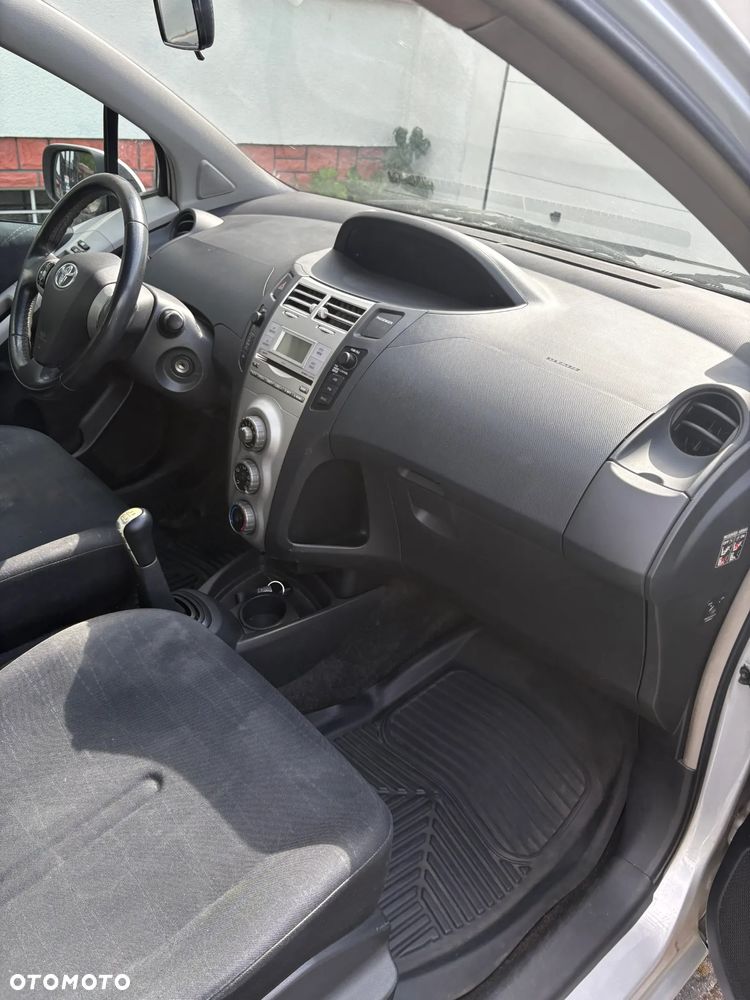 Toyota Yaris 1.4 D-4D Luna A/C - 9
