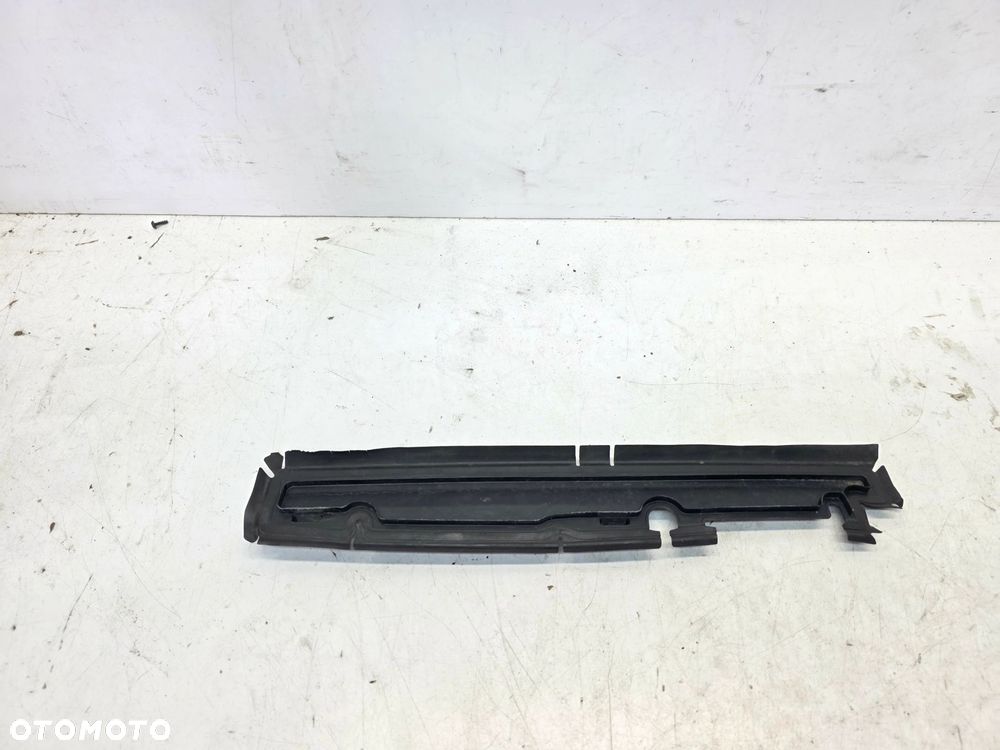 WLOT KIEROWNICA POWIETRZA PASA AUDI A6 C8 4K0121285 - 1