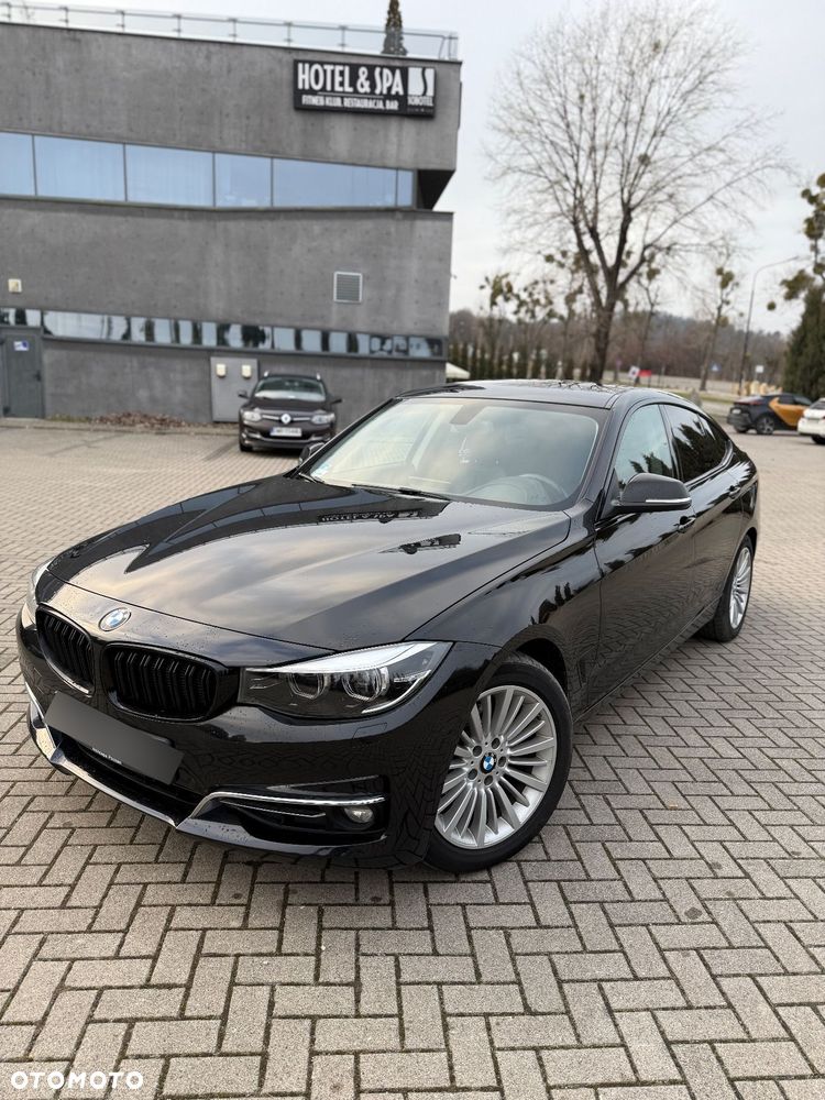 BMW Seria 3 318d Luxury Line - 15