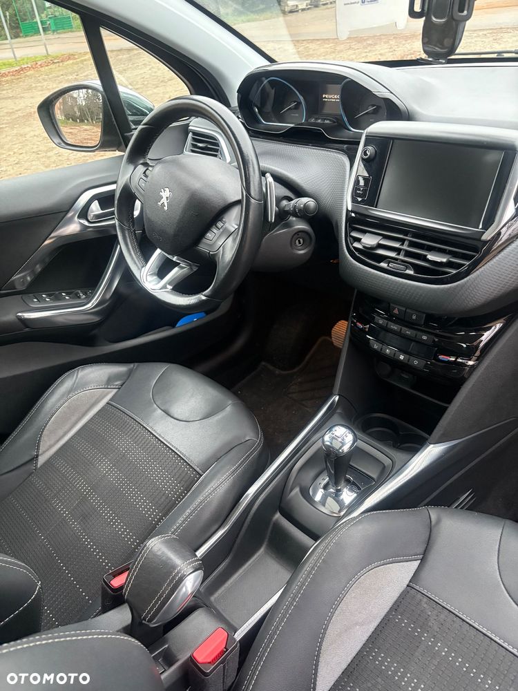 Peugeot 2008 e-HDi FAP 92 ETG6 STOP & START Allure - 4