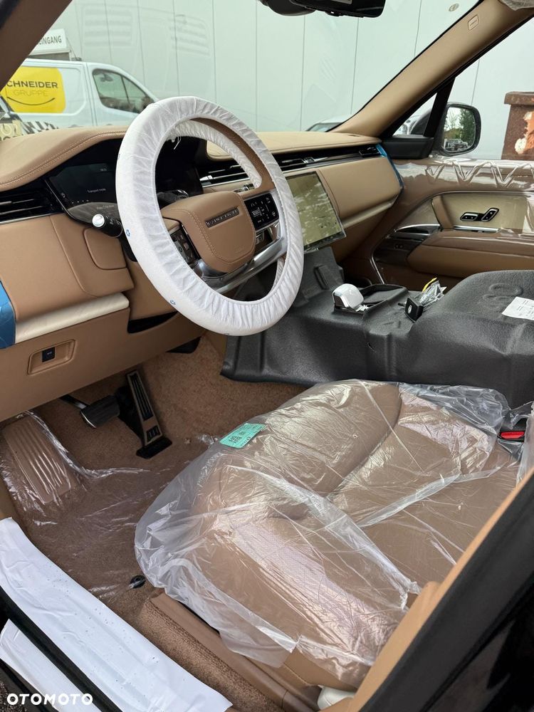 Land Rover Range Rover 4.4 V8 P615 mHEV LWB SV - 6