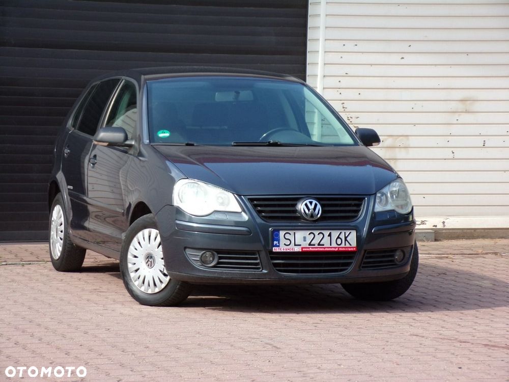 Volkswagen Polo - 2