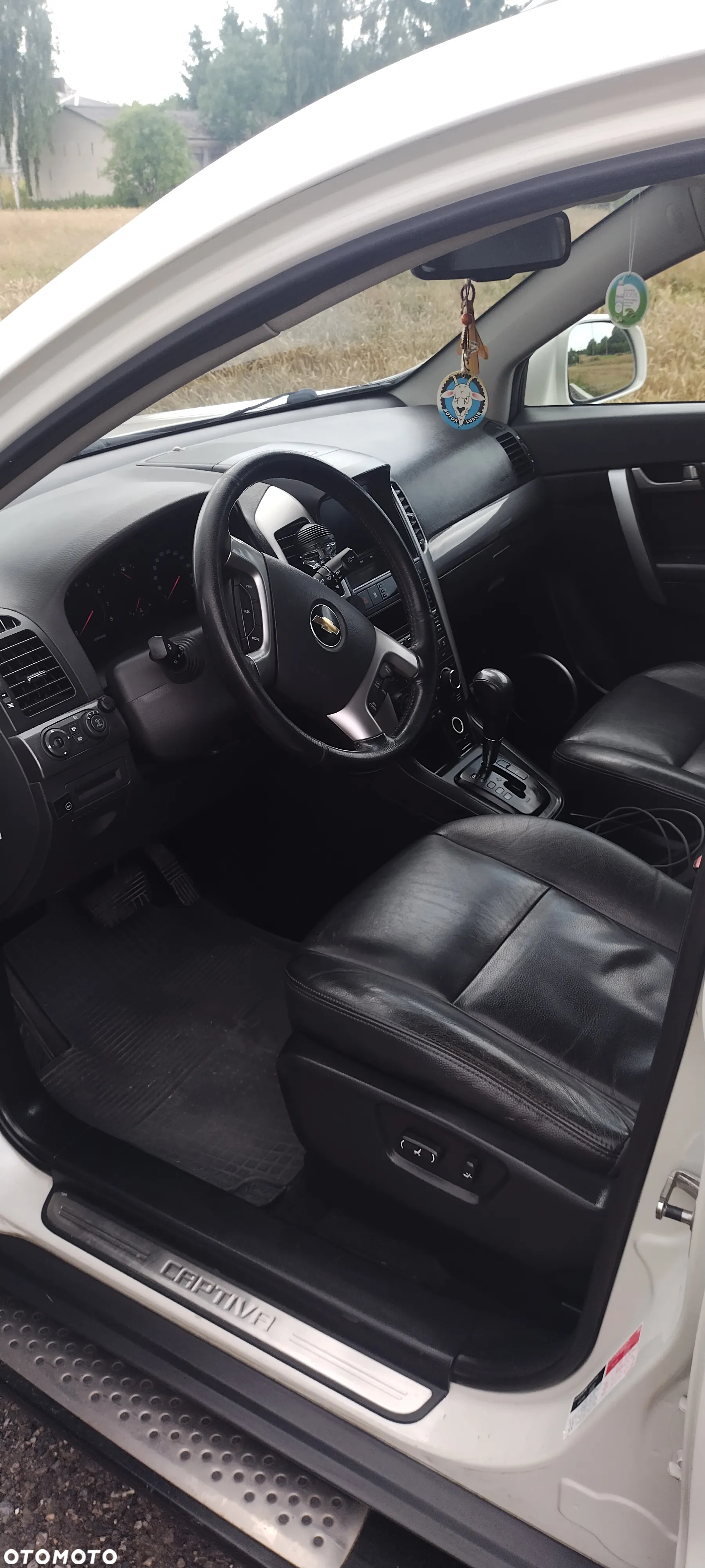 Chevrolet Captiva 3.2 LT high - 10