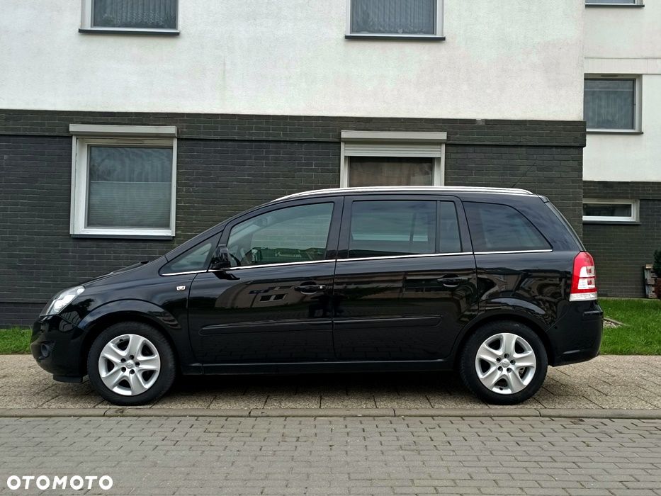 Opel Zafira - 11