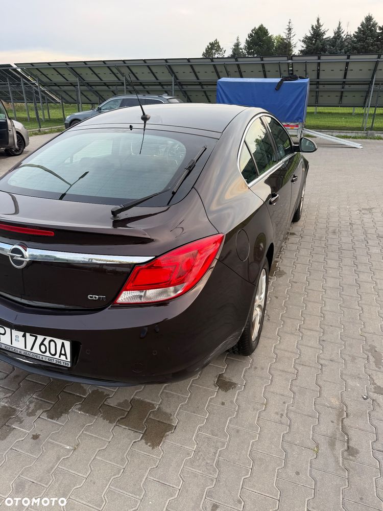 Opel Insignia 2.0 CDTI - 9