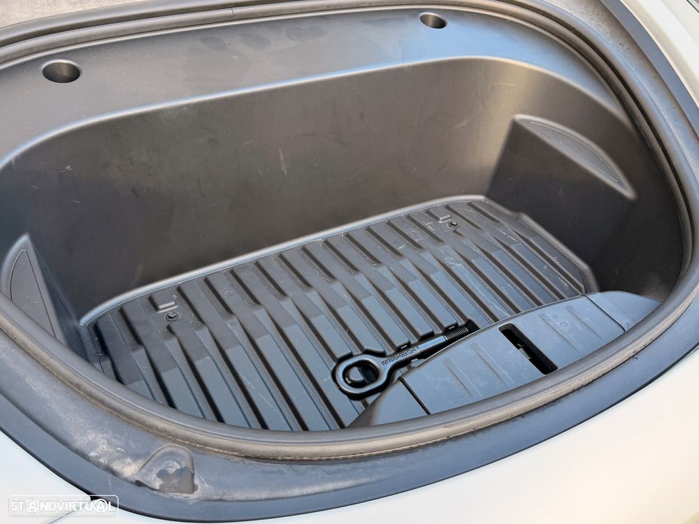 Tesla Model 3 Performance Dual Motor AWD - 11