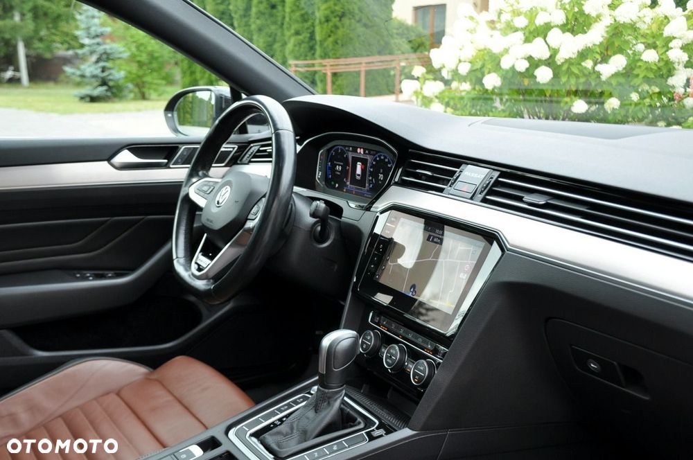 Volkswagen Passat Variant - 18