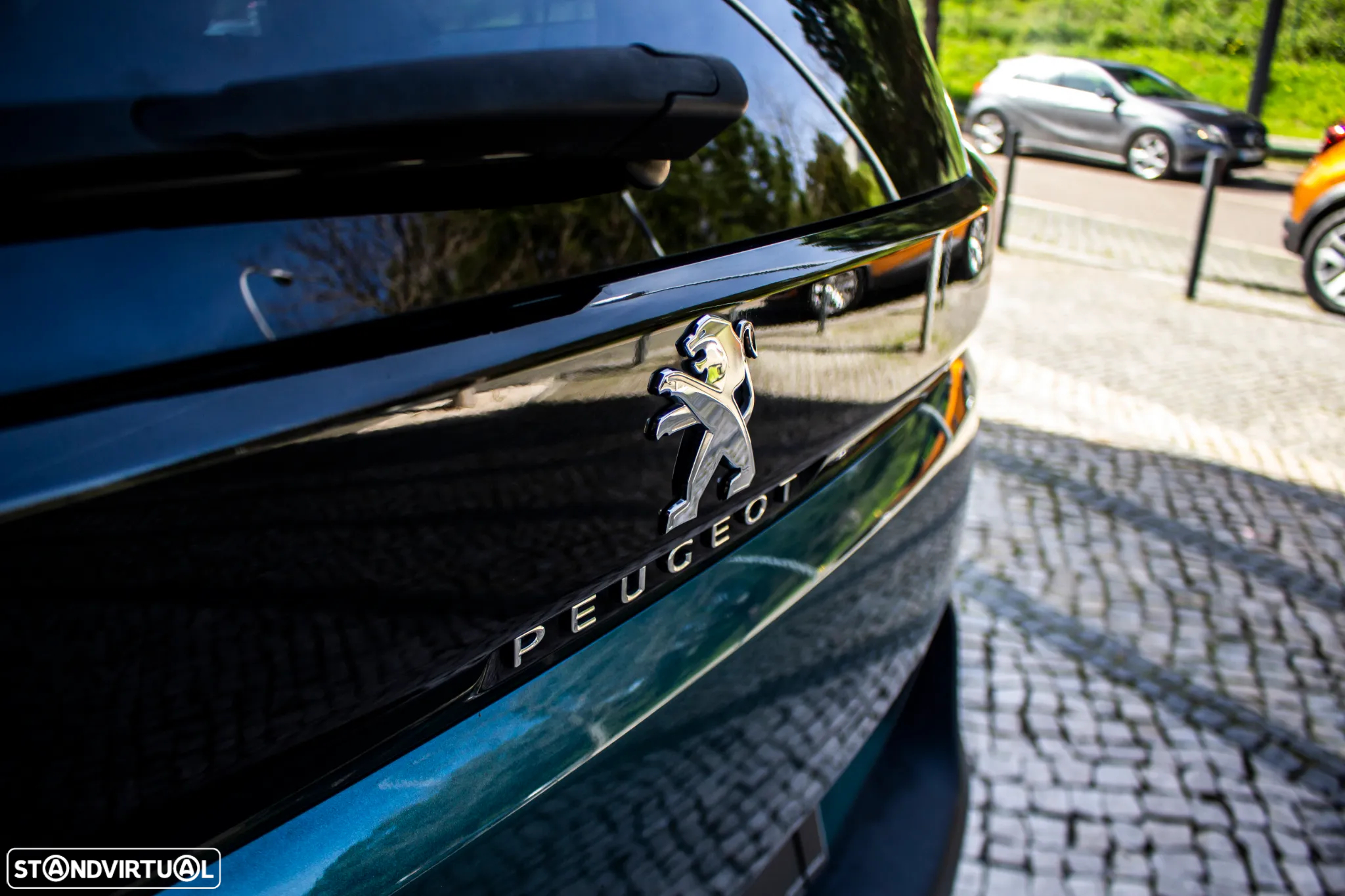 Peugeot 5008 PureTech 130 EAT6 Active - 13
