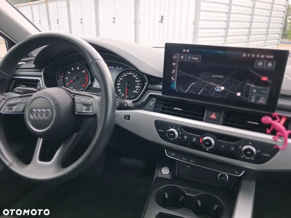 Audi A4 Avant 35 TFSI S tronic design - 15