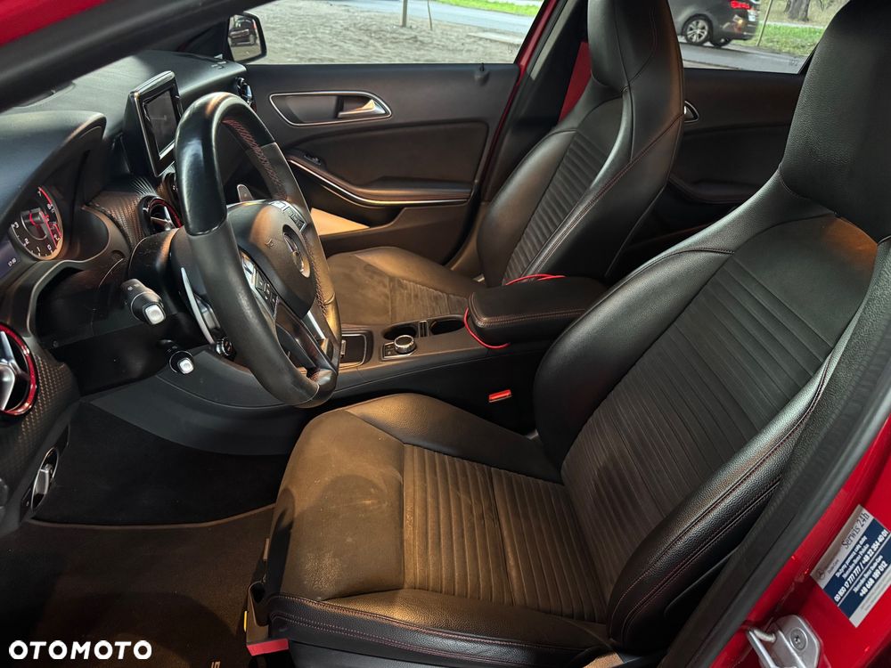 Mercedes-Benz Klasa A 45 AMG 4-Matic - 11