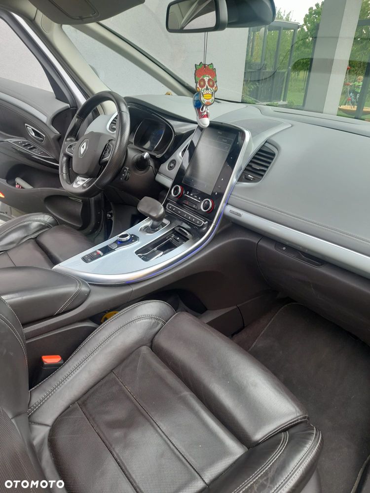 Renault Espace 1.6 dCi Energy Initiale Paris EDC 7os - 11