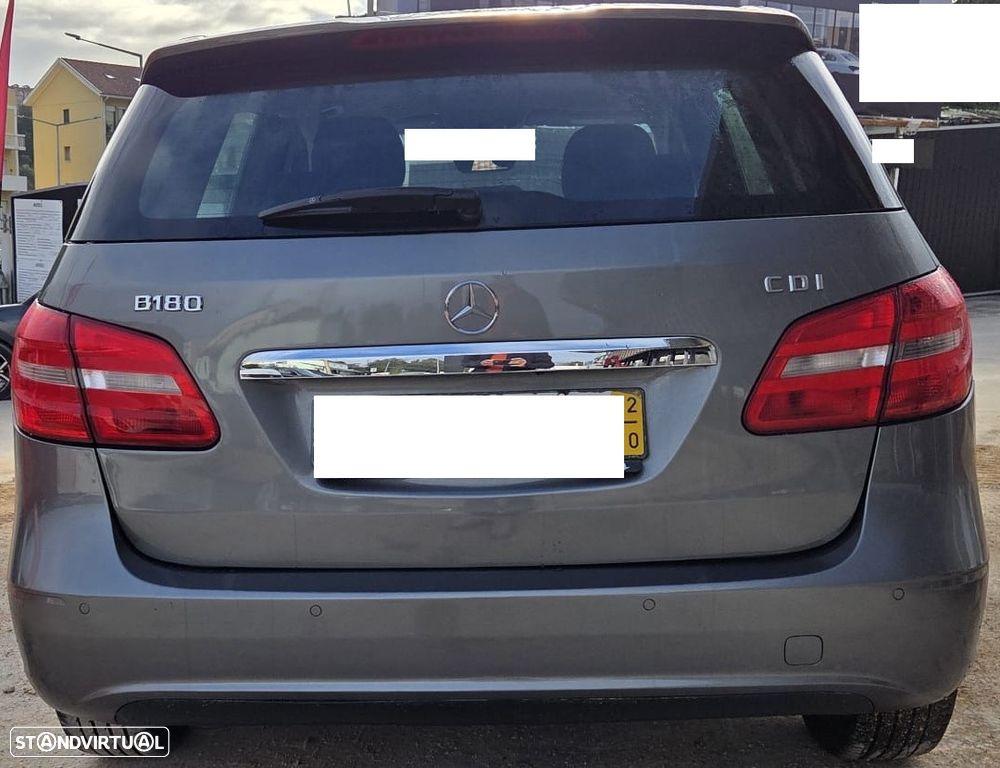 Mercedes-Benz B 180 CDI BlueEFFICIENCY 114g - 6
