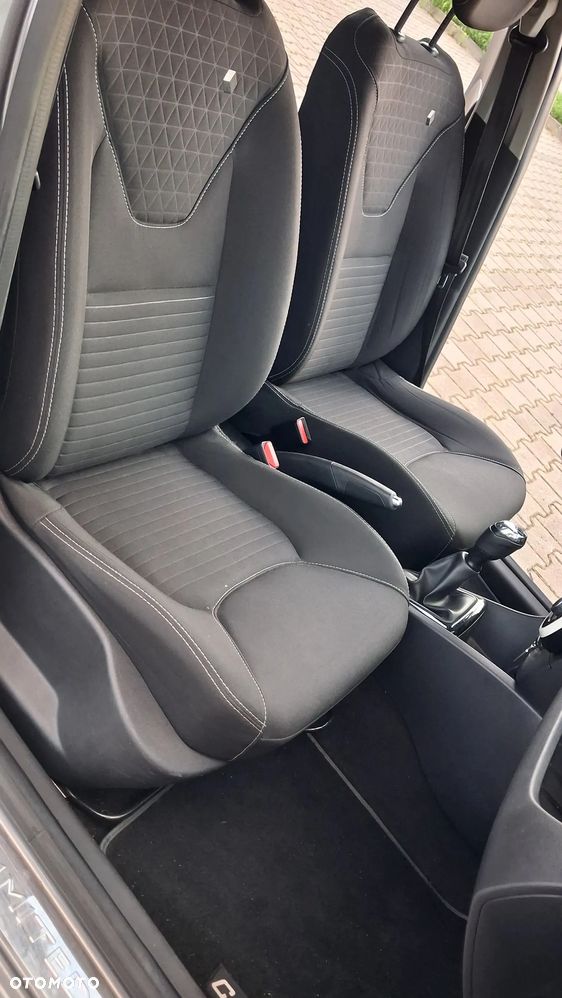 Renault Clio dCi 90 Limited - 17