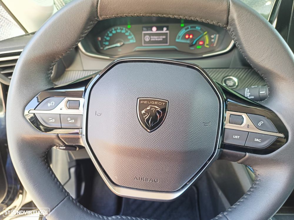 Peugeot e-208 Active Pack - 21